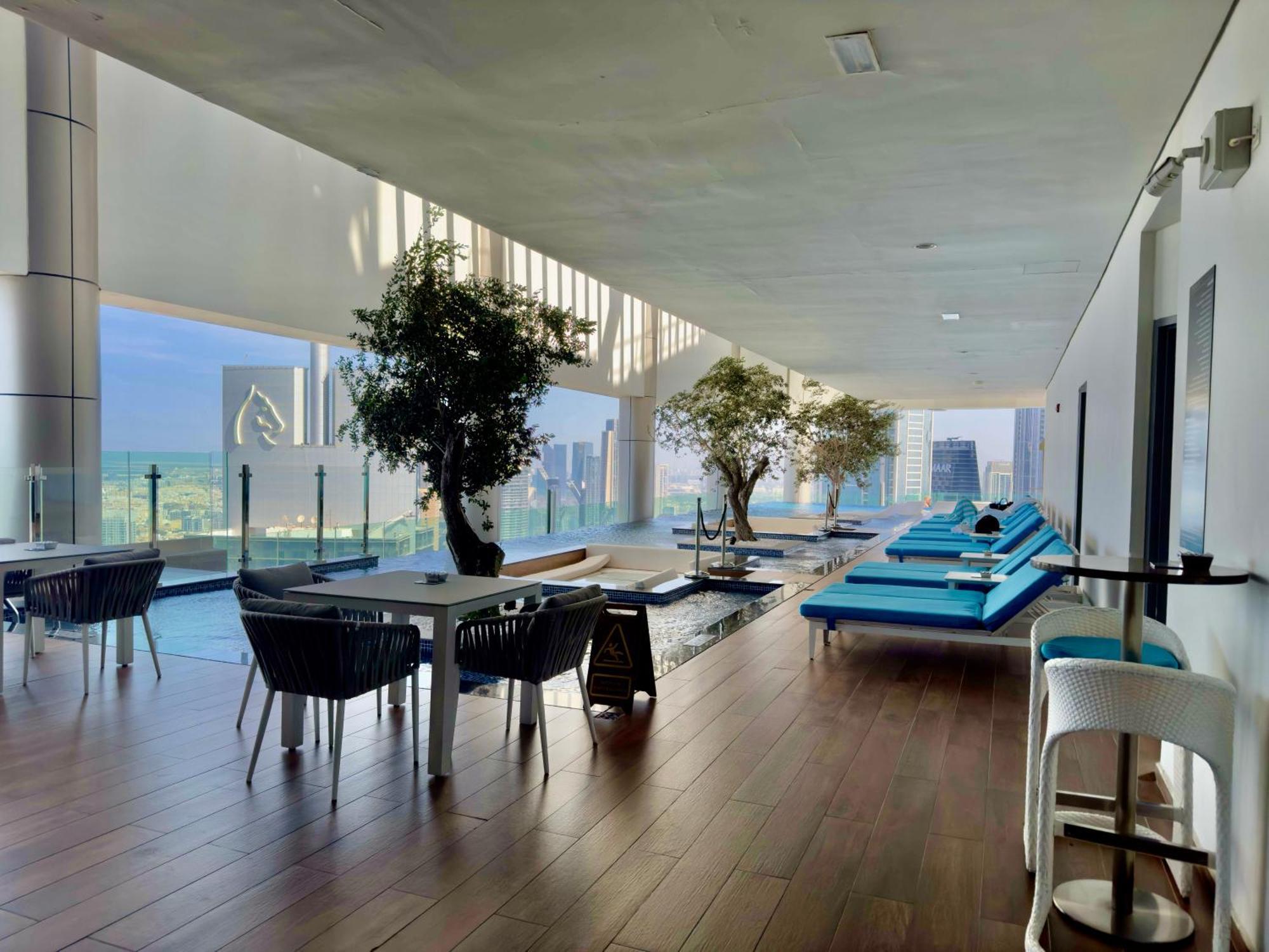 Apartment High Floor Burj Khalifa & Sea View With Stunning Infinity Pool
