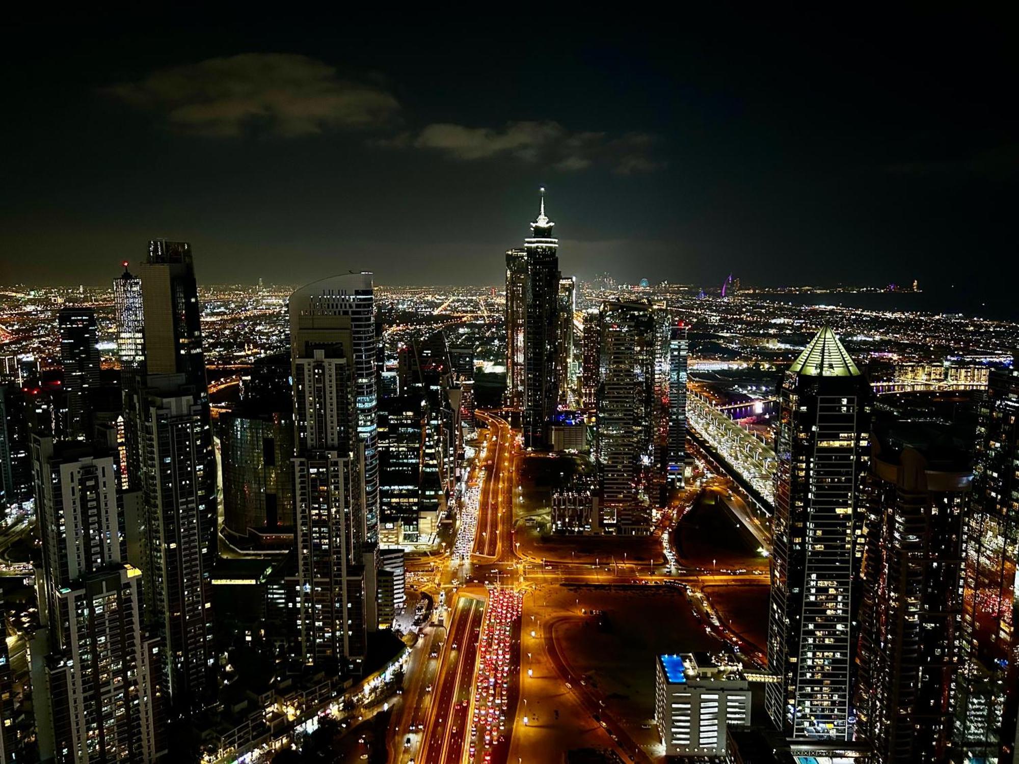 Apartment High Floor Burj Khalifa & Sea View With Stunning Infinity Pool