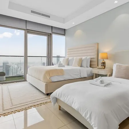 High Floor Burj Khalifa & Sea View With Stunning Infinity Pool Apartment Dubai Exterior photo